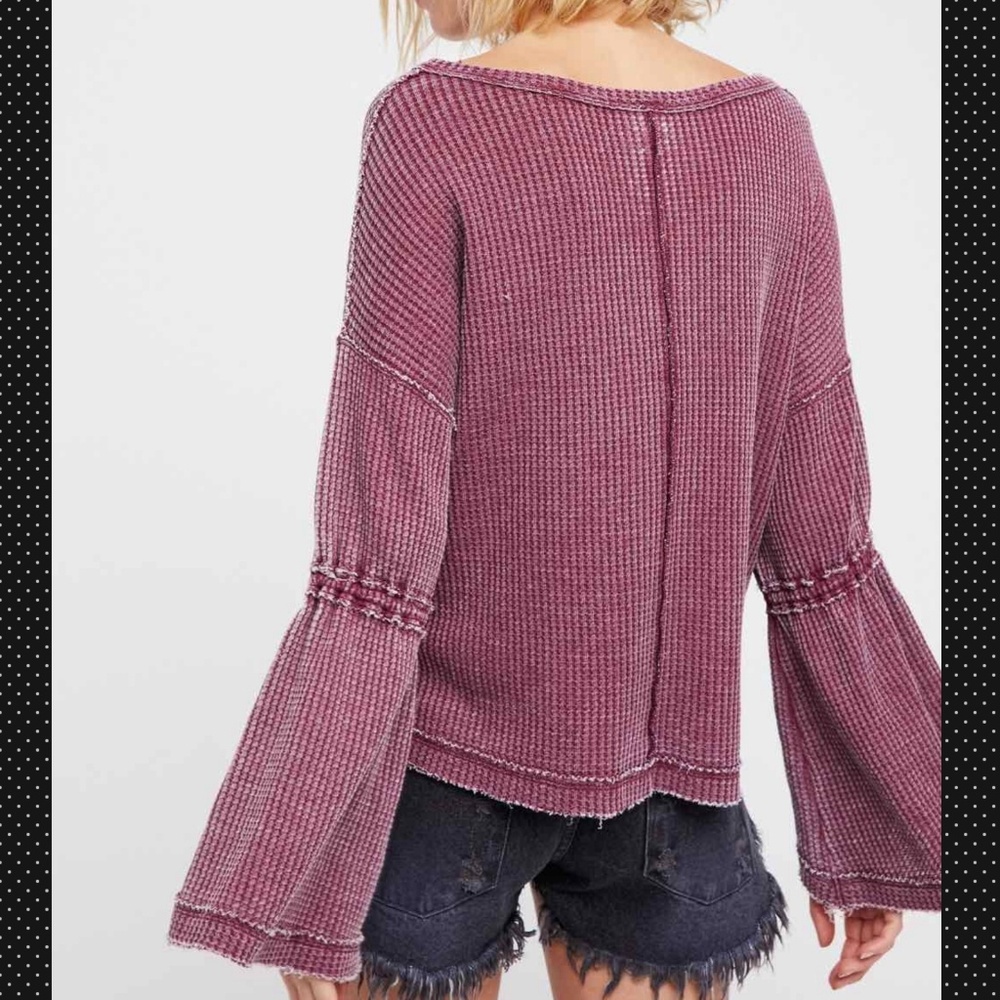 🆕Free People
Dahlia Thermal Knit Sweater - Picture 2 of 3